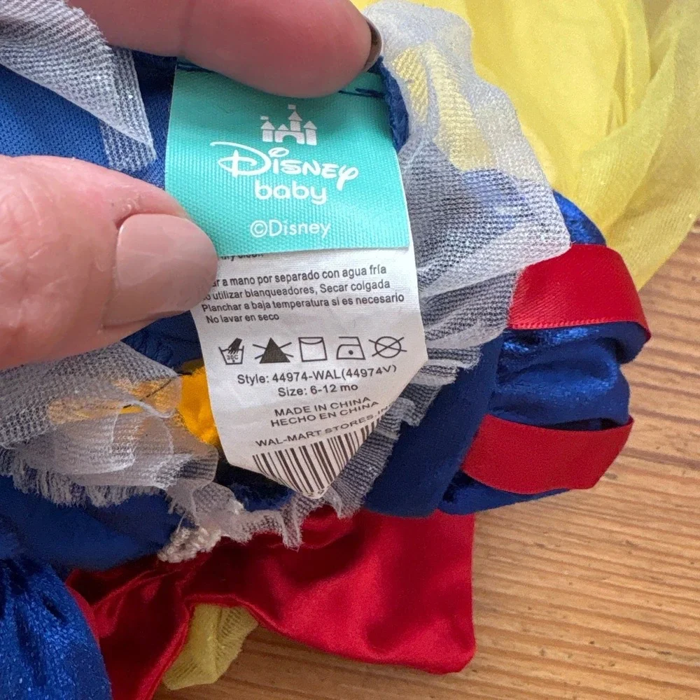 Disney baby snow